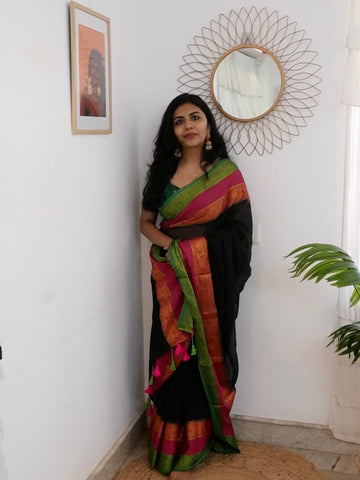 Nila ✨Black Mul cotton Saree